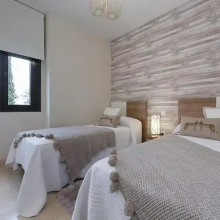 Apartamento Noelia * Estepona